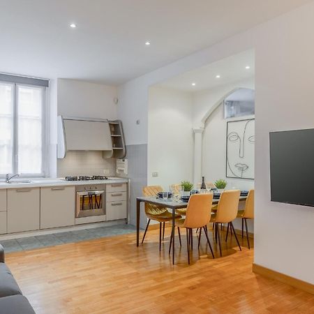 "Suite Elegance Brera" Milan Bagian luar foto
